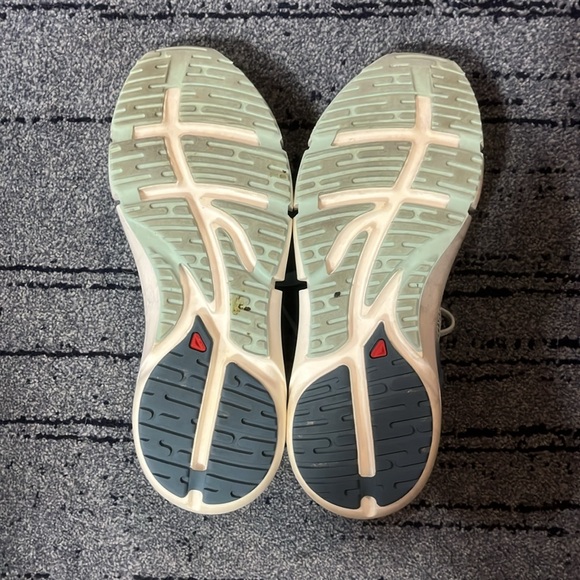Women’s Salomon Predict 2 | Size 10 | Mint and Navy Running Shoes - Picture 5 of 6